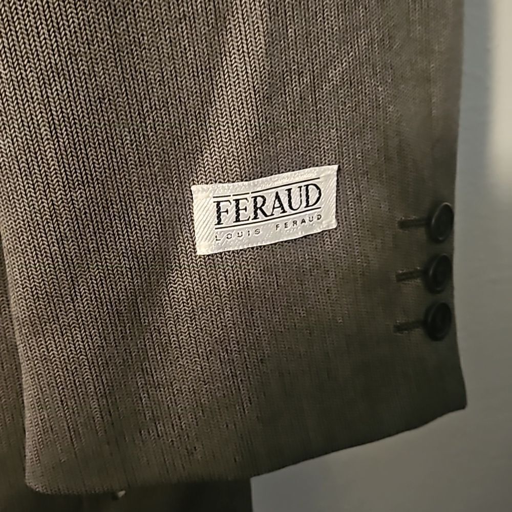 Louis Feraud  two Button Blazer Size 44 - Picture 5 of 9